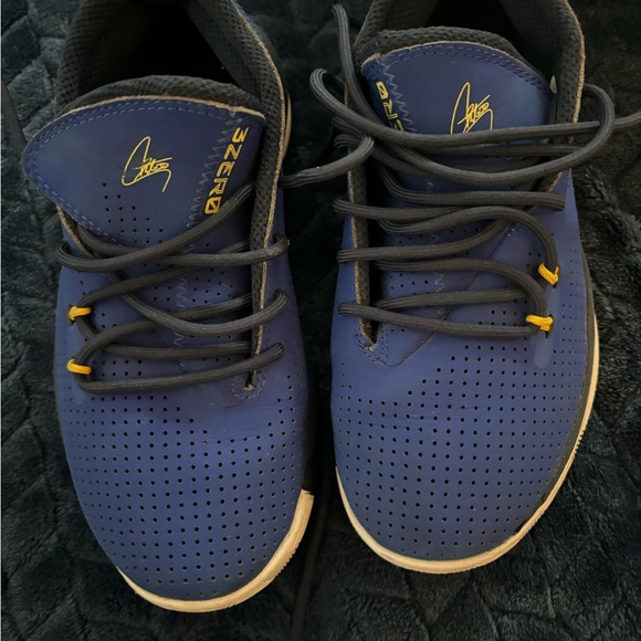 Under Armour 3Zero - Picture 9 of 13